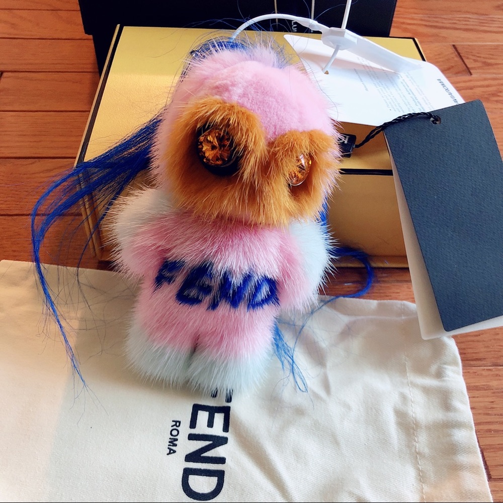 SOLD😢 Authentic Fendi pirochan fur bag charm